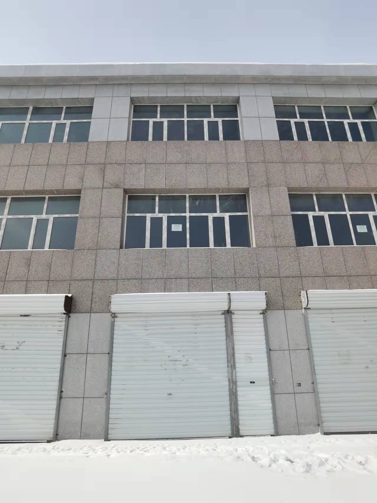 内蒙古锡林郭勒盟阿巴嘎旗别力古台镇乌冉克西街转角综合楼112-212（1-2）层房产