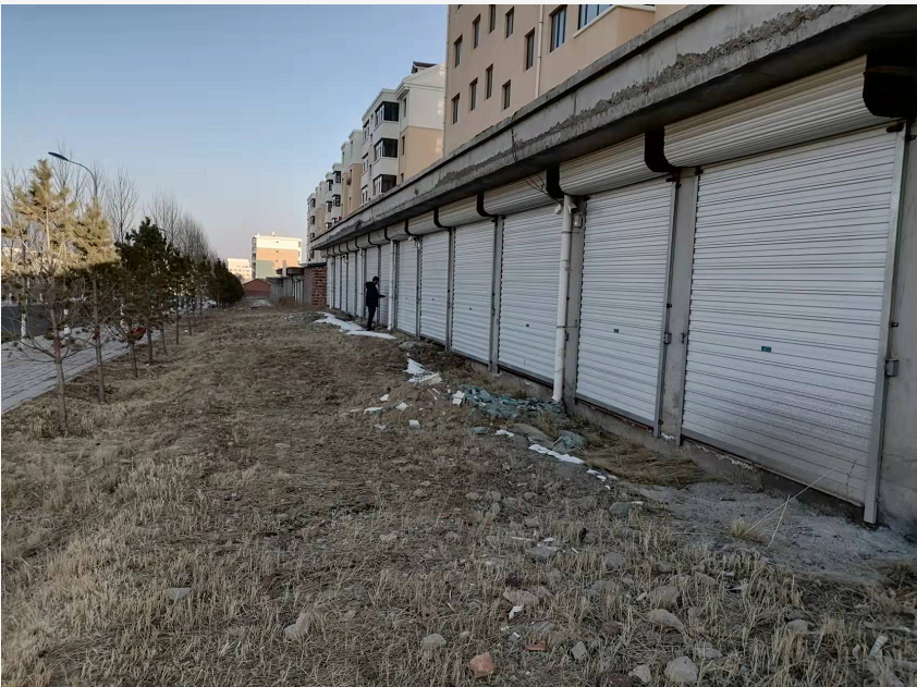 内蒙古自治区乌兰察布市察右中旗科镇金熙嘉园2号楼门脸房由西往东数4号房产