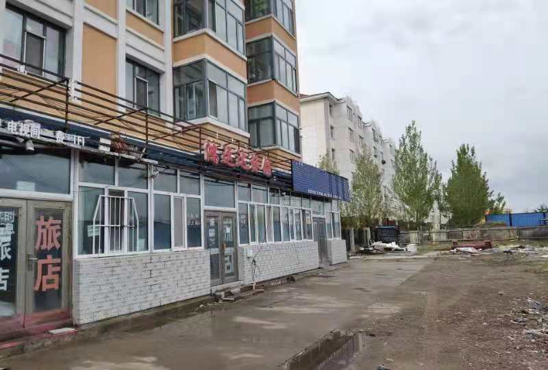 内蒙古呼伦贝尔市鄂温克旗新城区双拥小区10号楼33号门市房产